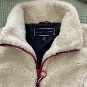women’s  Tommy Hilfigure Sherpa zip up jacket